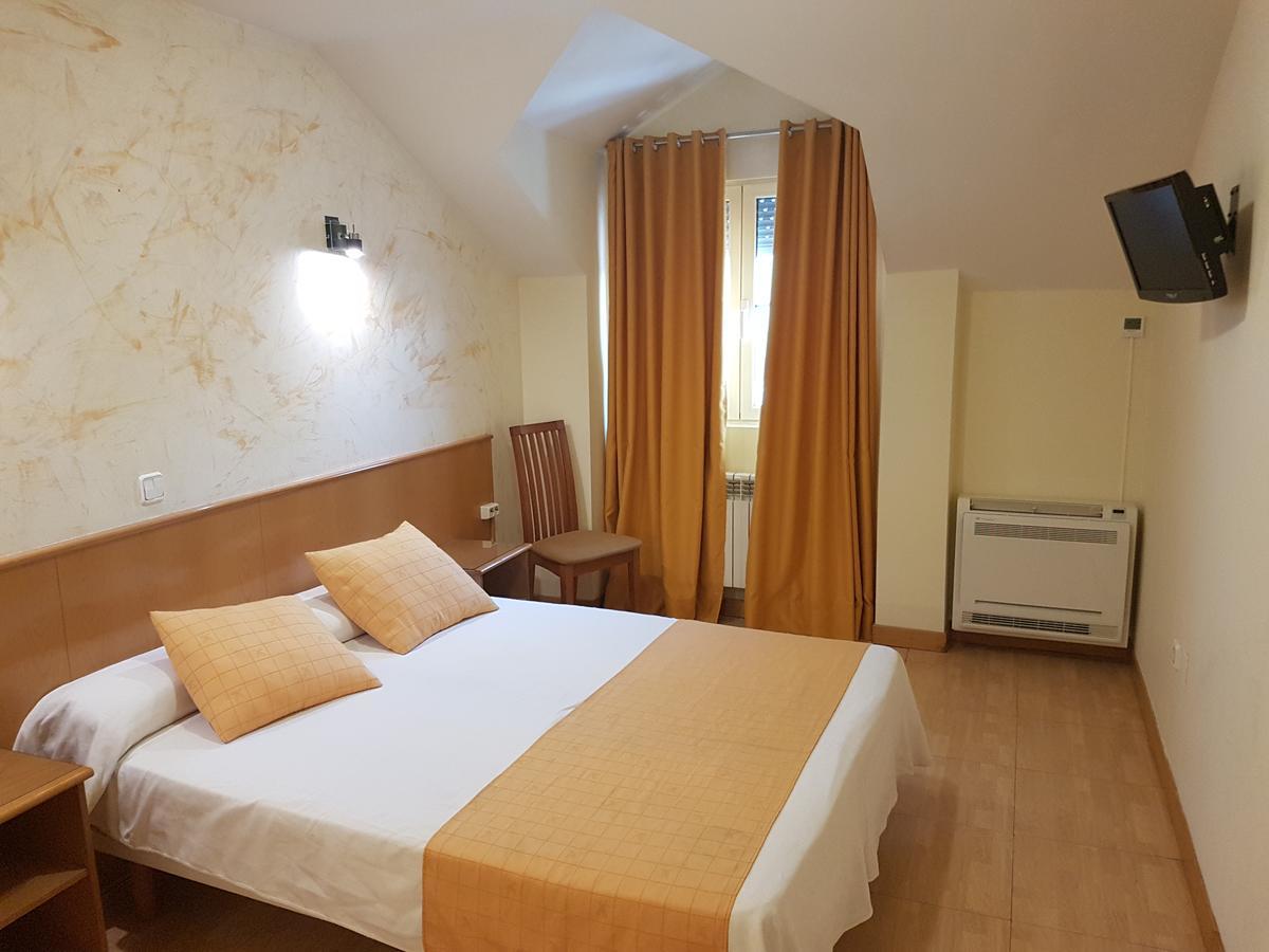 Hotel Camargo Igollo Esterno foto