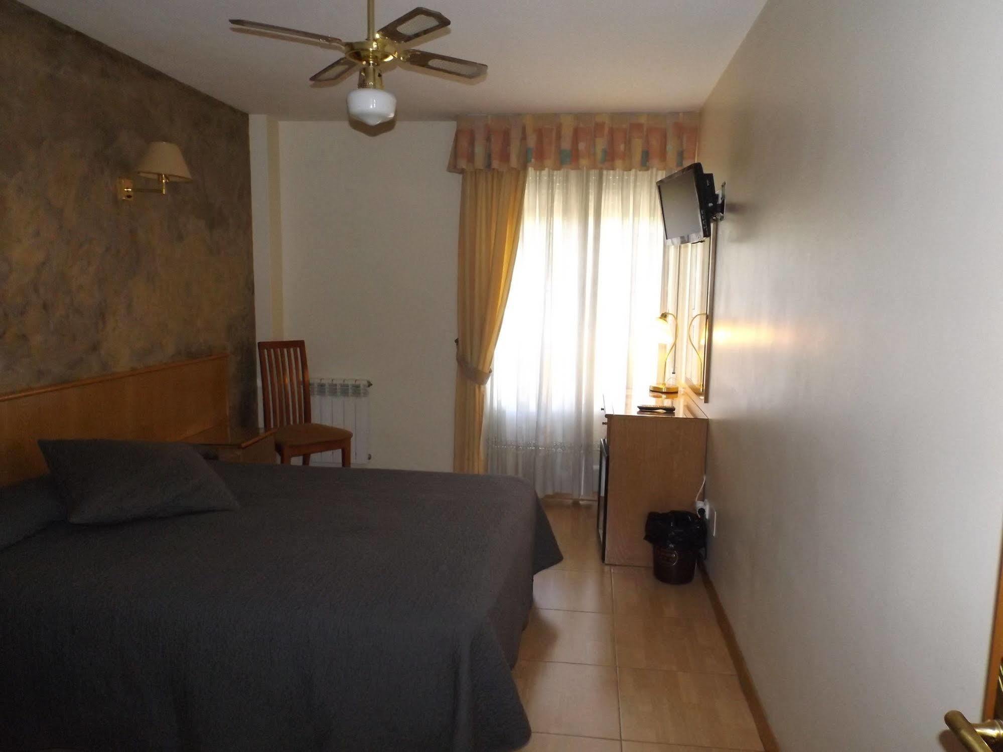 Hotel Camargo Igollo Esterno foto