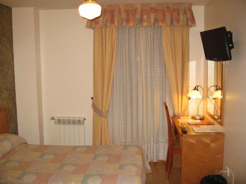 Hotel Camargo Igollo Camera foto